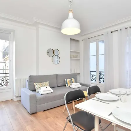 Cozy Apartment 1Br 4P - Palais Royal-3